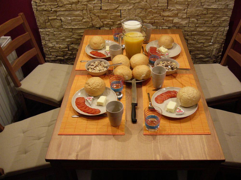 בודפשט Elvis Guesthouse מראה חיצוני תמונה