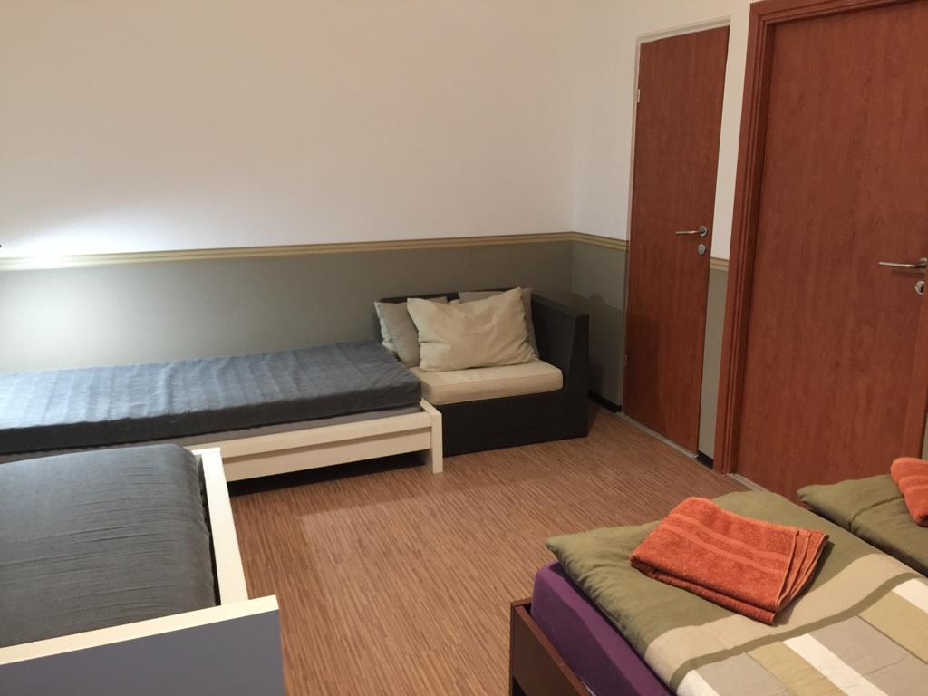 בודפשט Elvis Guesthouse מראה חיצוני תמונה
