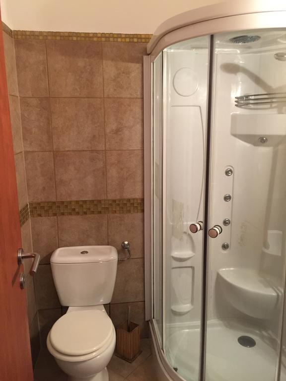 בודפשט Elvis Guesthouse מראה חיצוני תמונה