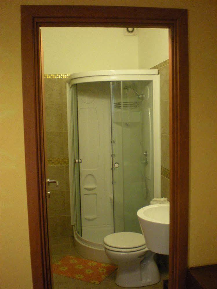 בודפשט Elvis Guesthouse מראה חיצוני תמונה
